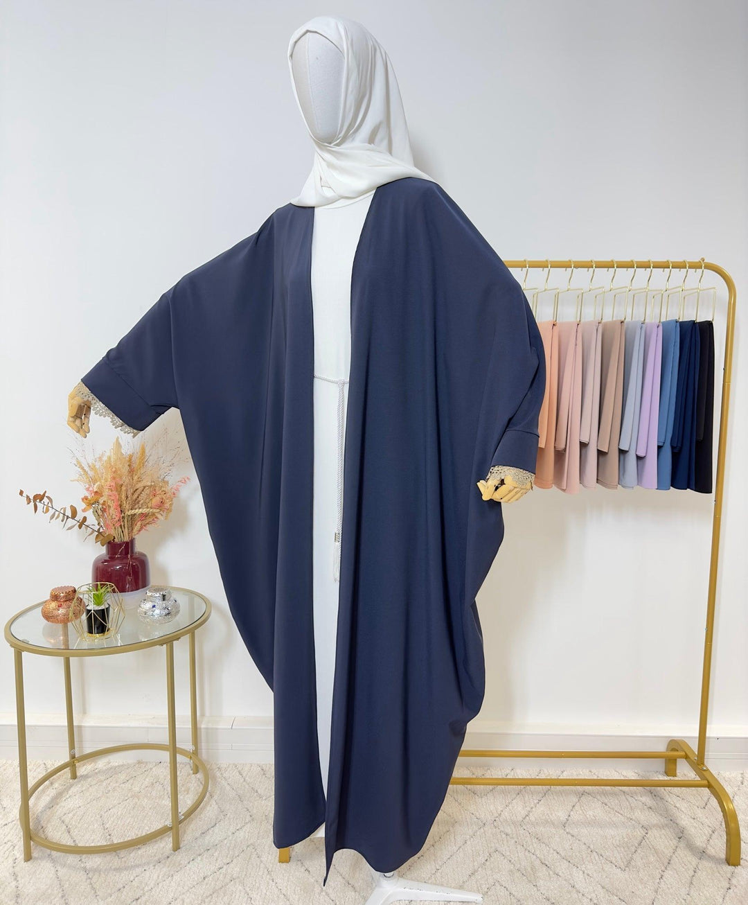 Comment laver et entretenir sa abaya ? Le guide complet - My Qamis Homme