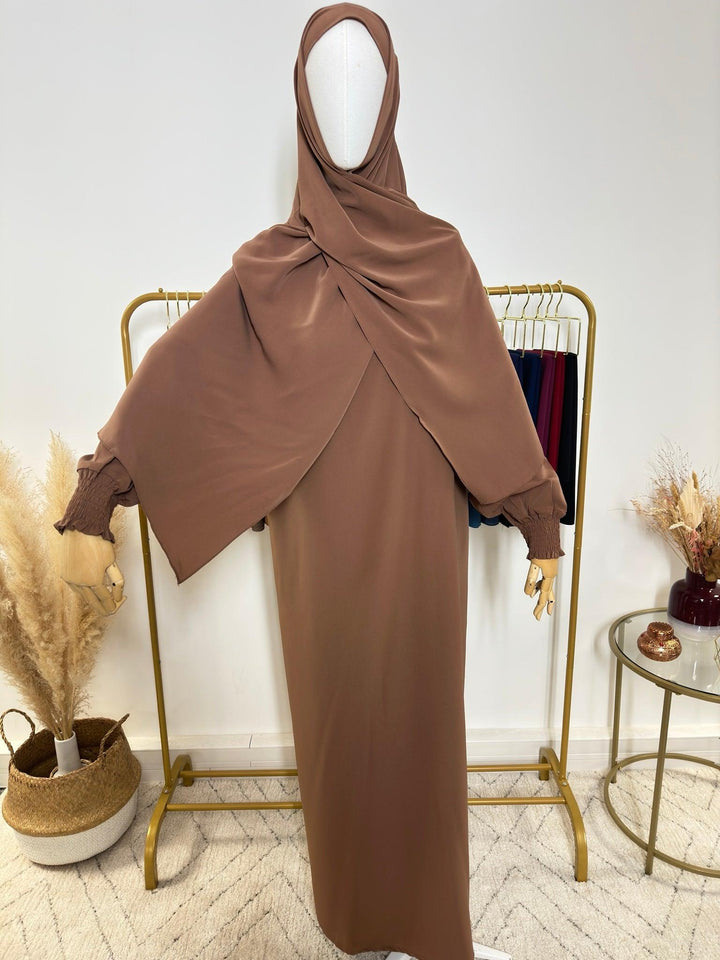 Abaya avec hijab intégré en Soie de Médine - Camel Marron - My Qamis Homme