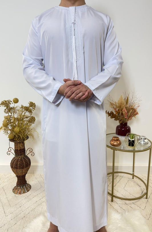 Qamis Emirati avec cravate - Blanc Bleutée - My Qamis Homme
