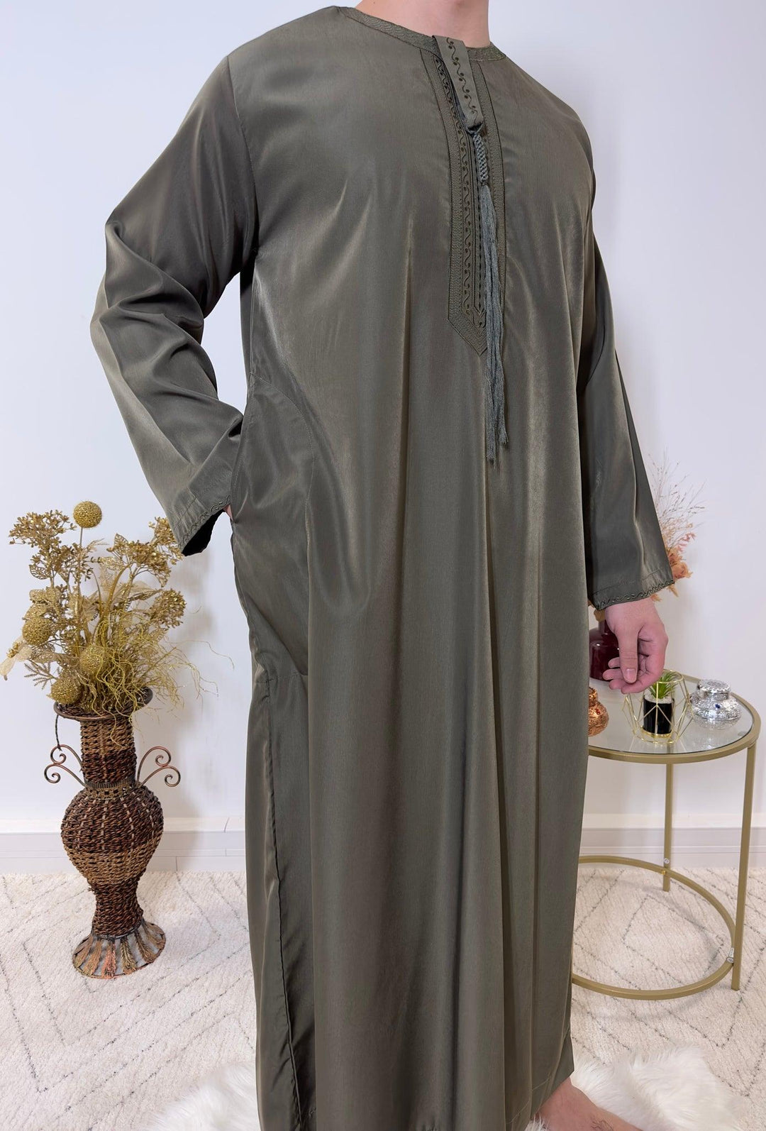 Qamis Emirati avec cravate - Kaki - My Qamis Homme