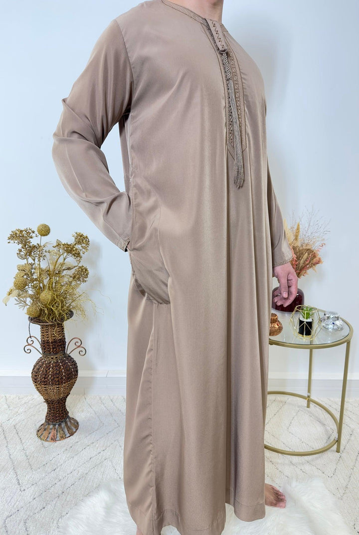 Qamis Emirati avec cravate - Taupe - My Qamis Homme